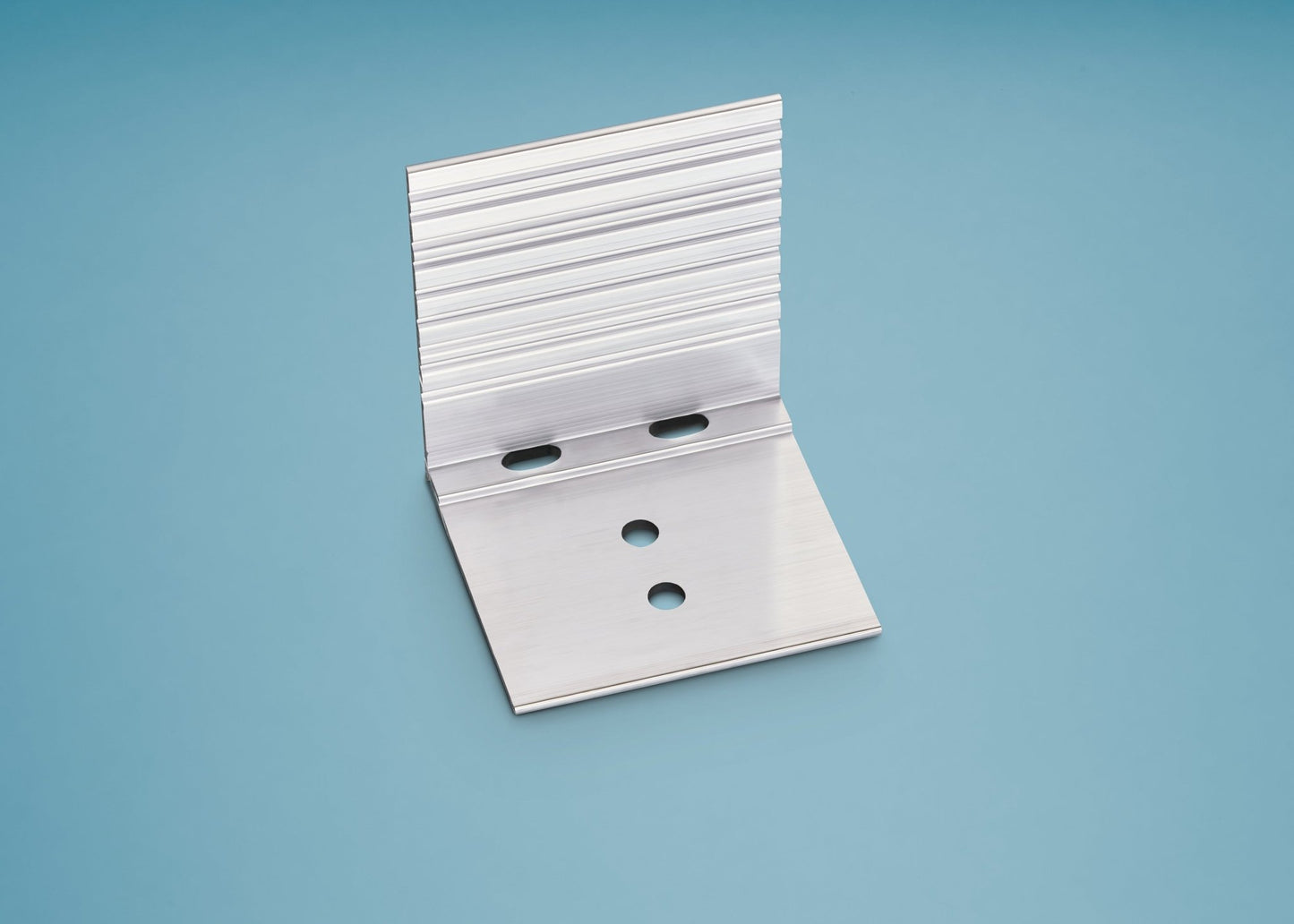 Aluminium Abschluss-Haltewinkel in Silber Pressblank für 16 und 25 mm Hohlkammerplatten - Plattenprofi24