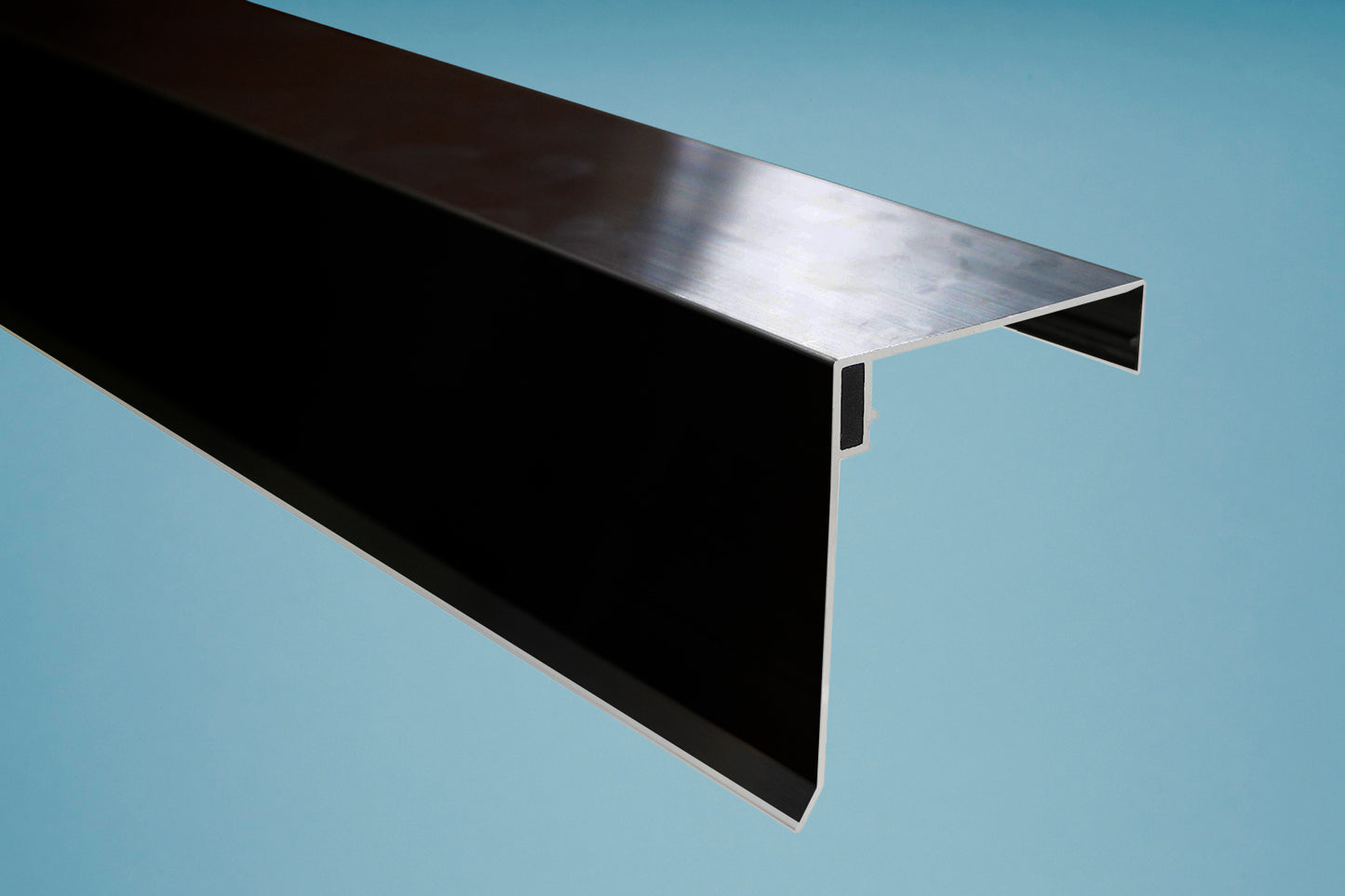 Aluminium Zierklemmdeckel Anthrazit mit Wetterschenkel für Profile