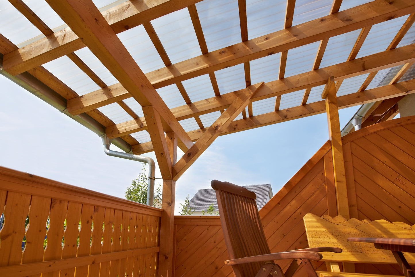 Profilplatte Polycarbonat 1,4mm Deluxe S klar - robust, schlagfest und wetterbeständig - Plattenprofi24