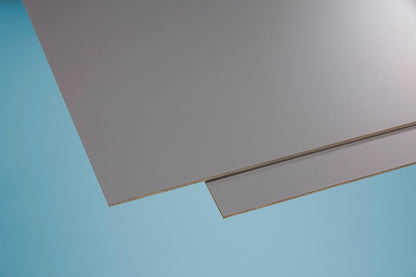 Hochwertige 6mm HPL Schichtstoffplatten in Dunkelgrau für stabile und witterungsbeständige Projekte - Plattenprofi24