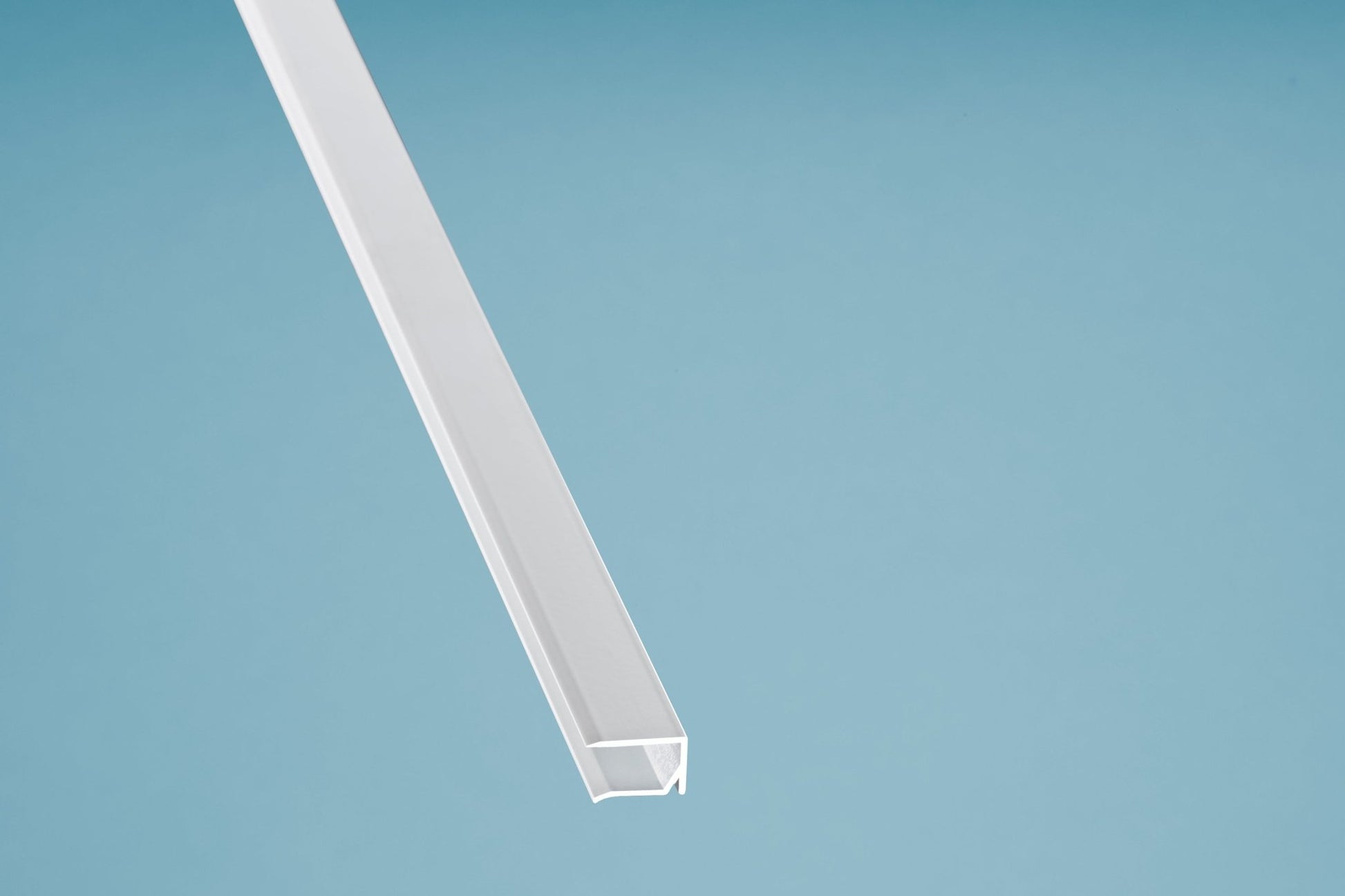Aluminium U-Profil Weiß mit Tropfnase für sauberen Abschluss von 10 mm Hohlkammerplatten - Plattenprofi24