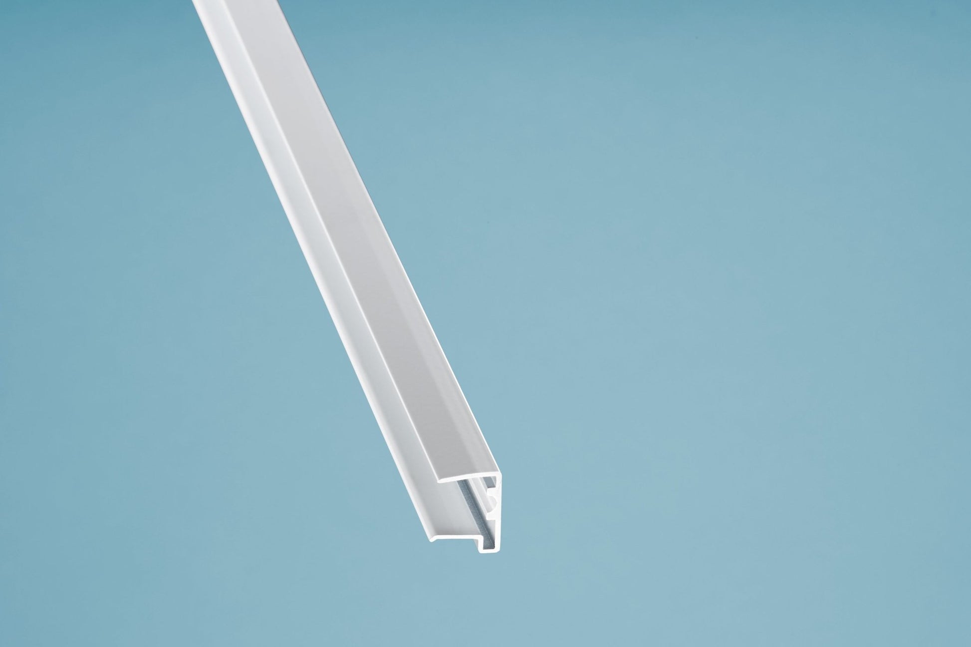 Aluminium U-Profil Weiß mit Tropfnase für sauberen Abschluss von 16 mm Hohlkammerplatten - Plattenprofi24
