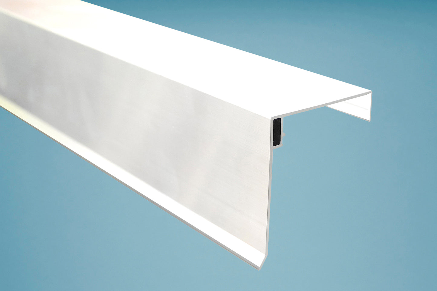 Aluminium Zierklemmdeckel Weiß mit Wetterschenkel für Profile