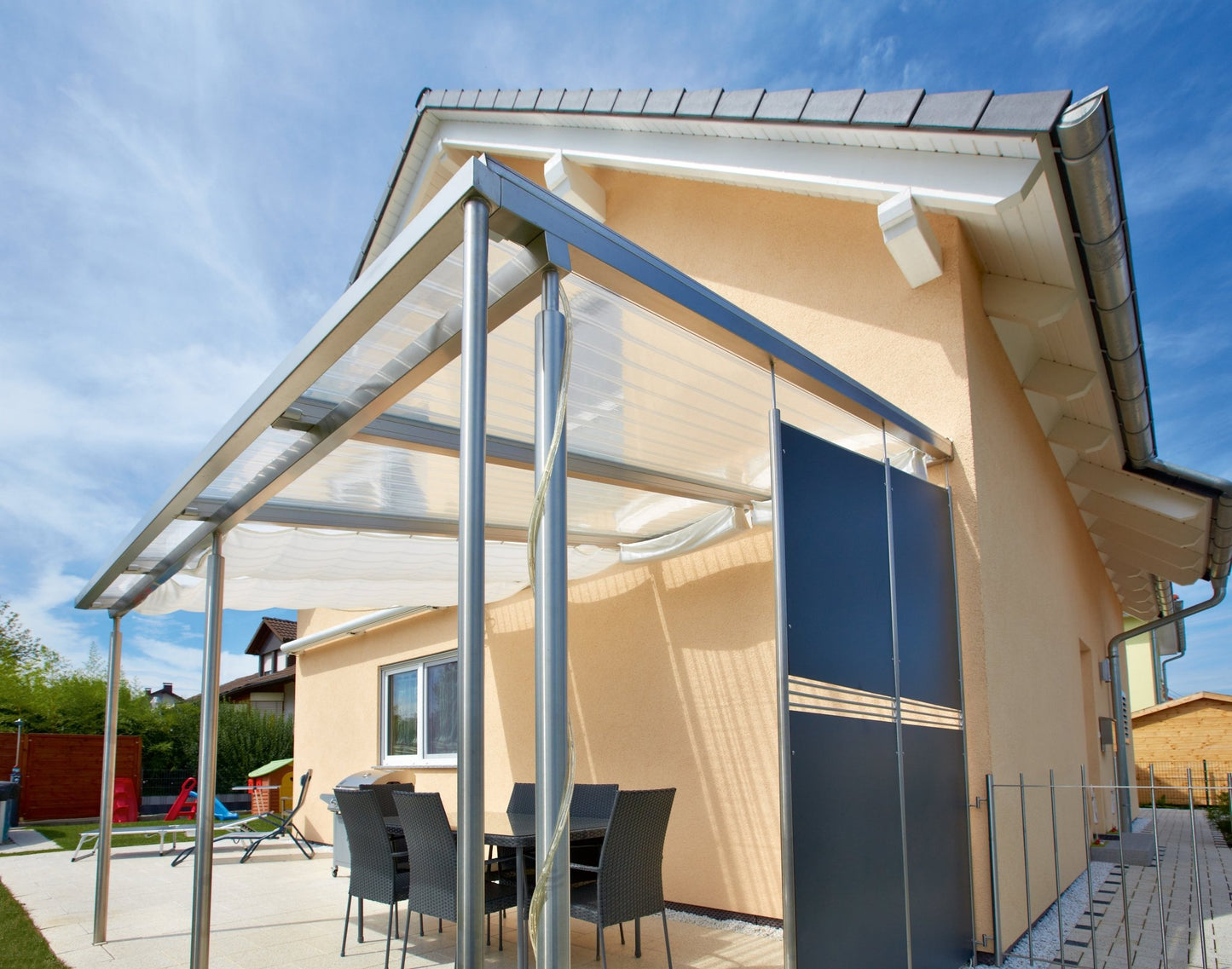 Hohlkammerplatte Acryl 16mm Premium klar - hochwertige Bauprojekte mit Anti-Drop Technologie - Plattenprofi24