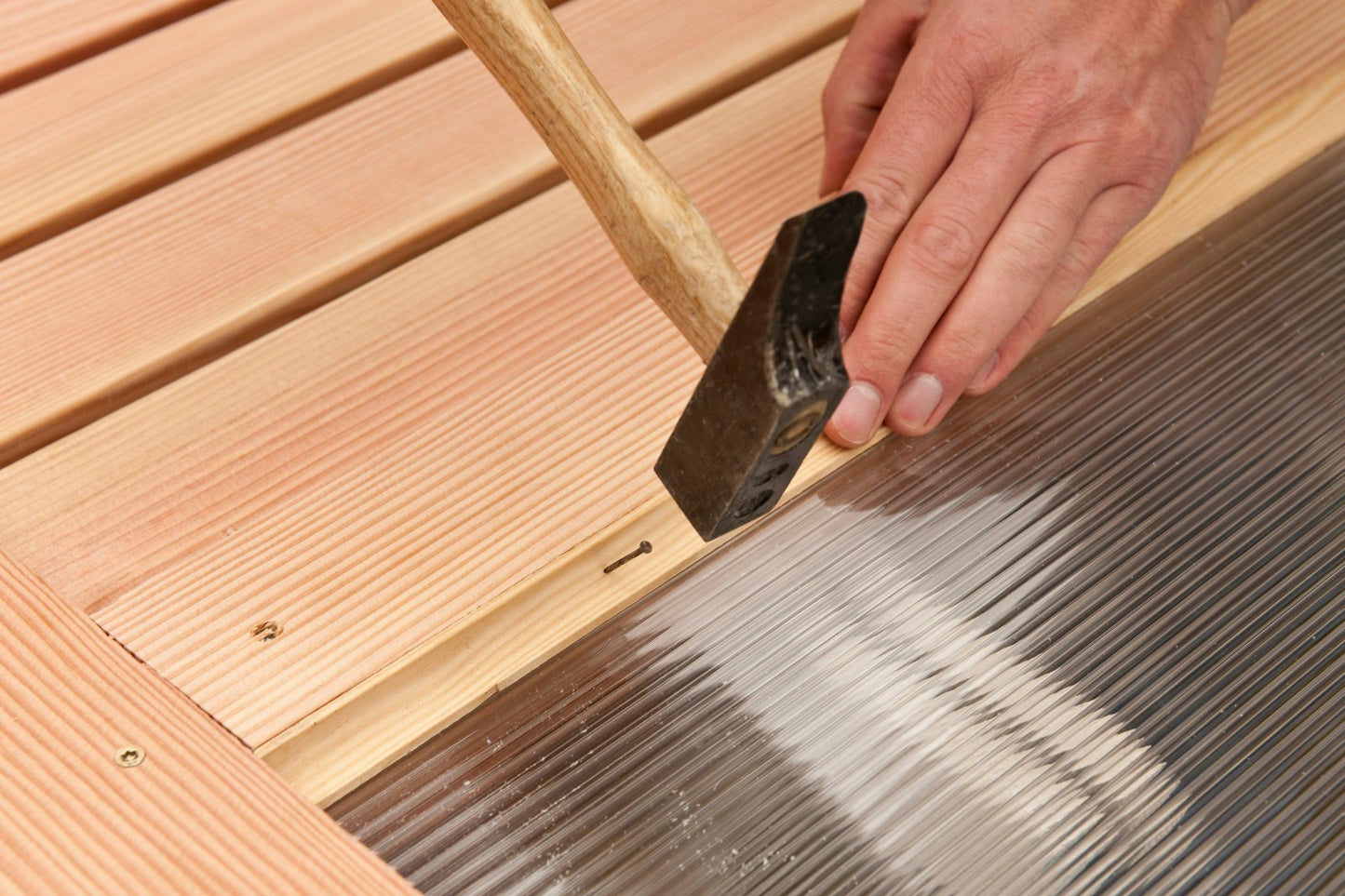 Hohlkammerplatte Polycarbonat 6mm Basic klar - Qualität, Leichtigkeit, Kosteneffizienz - Plattenprofi24